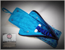 Laden Sie das Bild in den Galerie-Viewer, Tamponetui, Tampontäschchen, Globuli, Etui, Bindenetui, Menstruationstasse, Schmetterlinge Vintage Tasche, Hygienebeutel, Kulturtasche