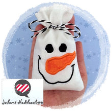 Laden Sie das Bild in den Galerie-Viewer, Schneemann Beutelchen, Geschenkverpackung Weihnachten, Geschenkbeutel, Geschenktüte,Beutel, Schneemann, Snowman